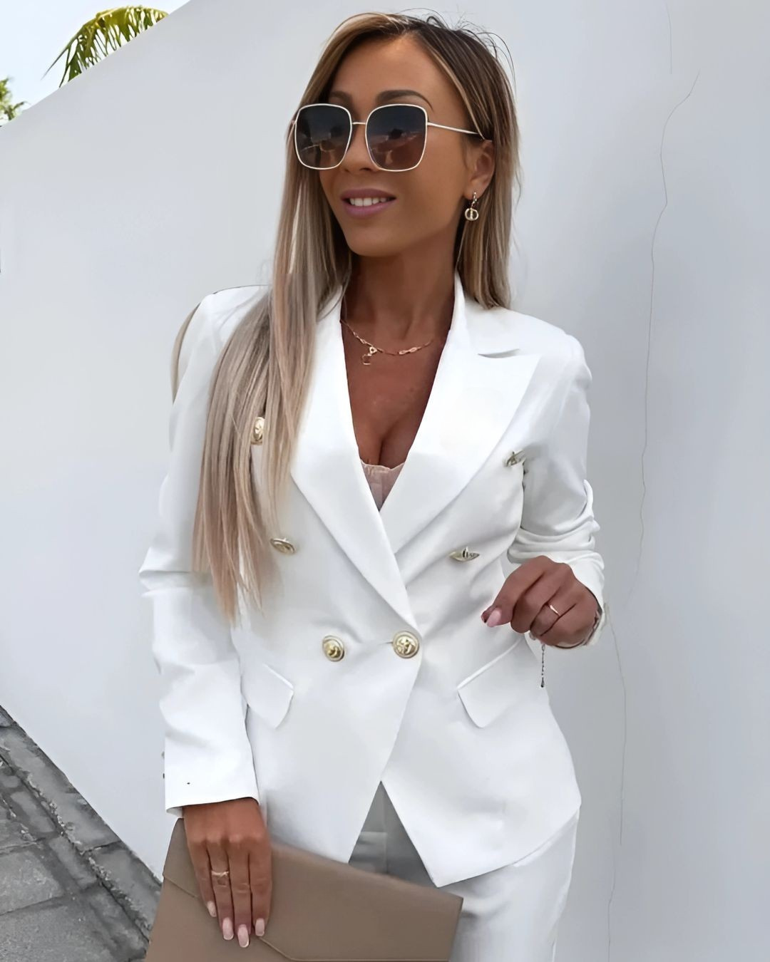 Costume Sophistiqué À Double Boutonnage Pour Femme, Coupe Ajustée